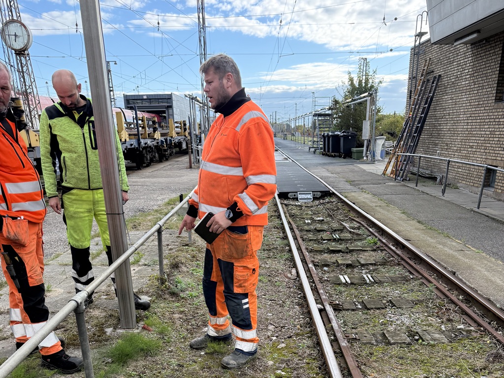 Mandskab til jernbanen C Rail ApS 33 2