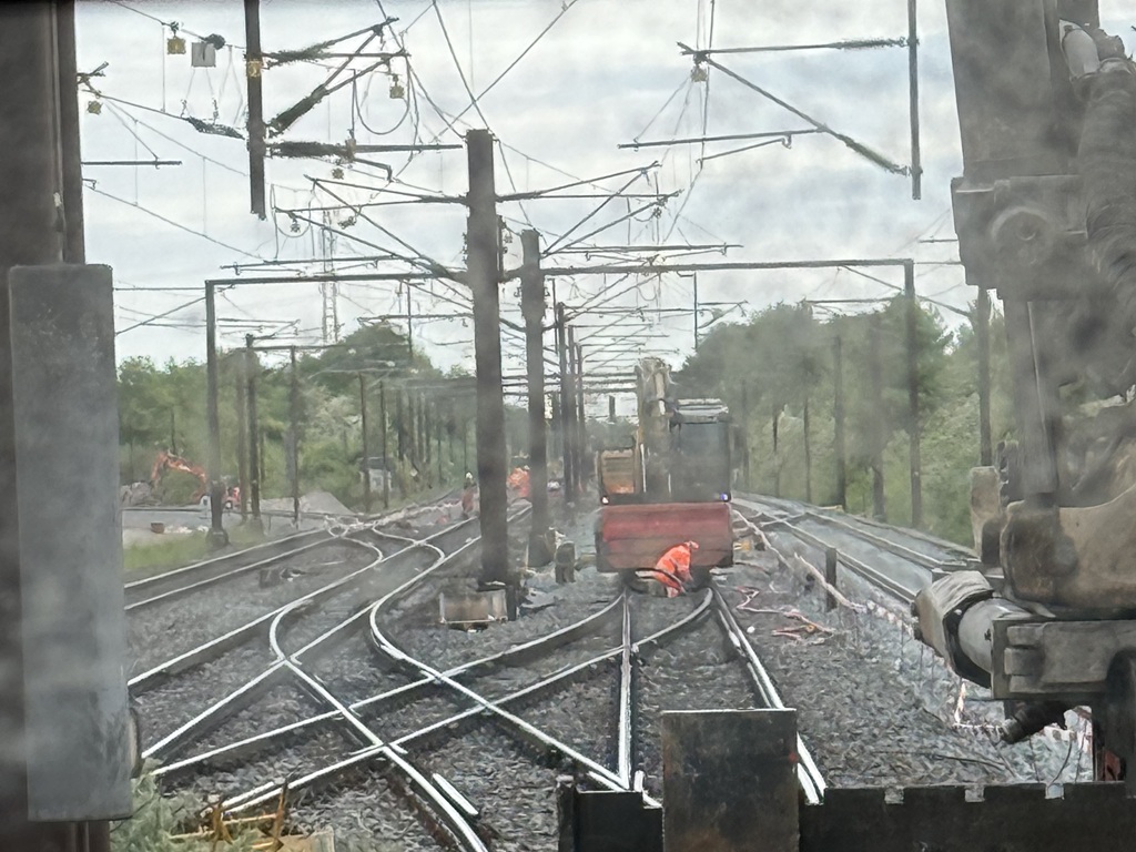 Mandskab til jernbanen C Rail ApS 8 1